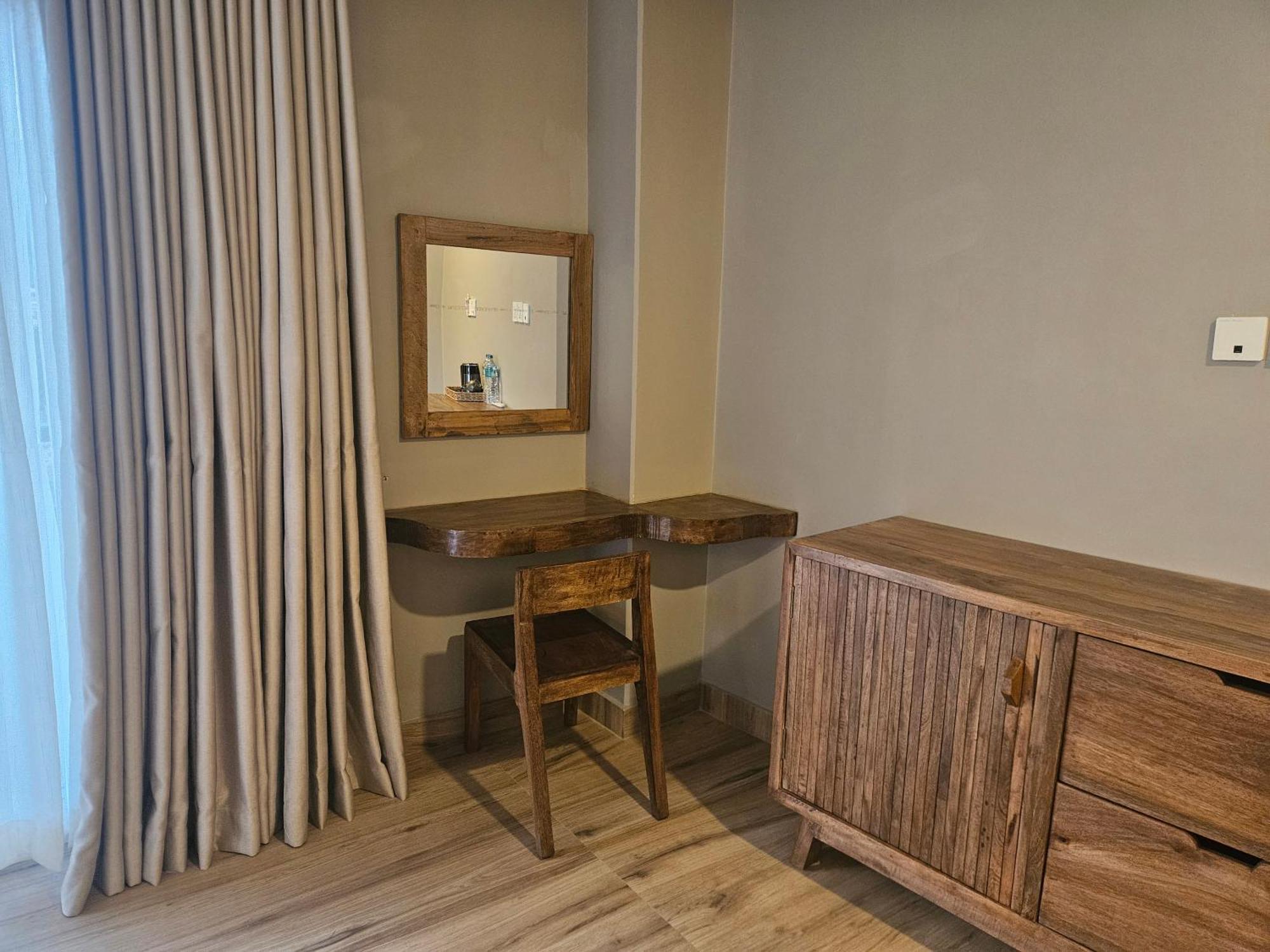 Hotel Blossom Pokhara Ngoại thất bức ảnh