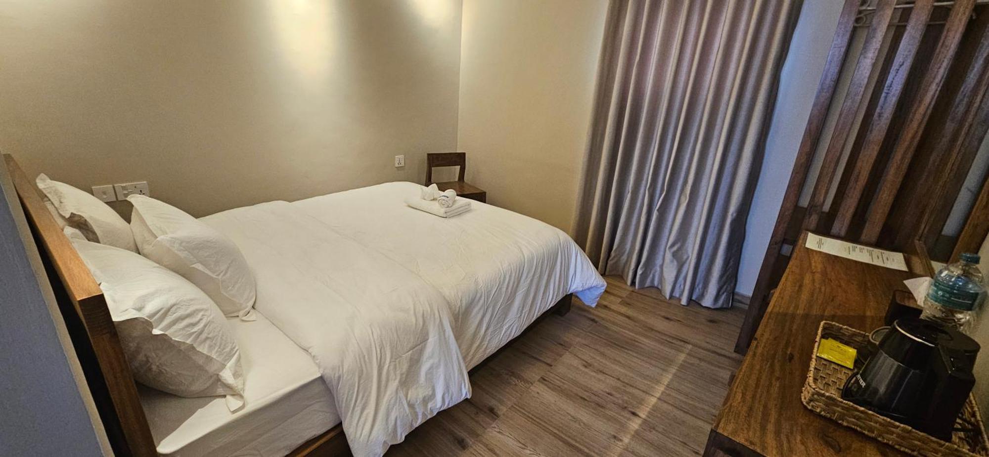 Hotel Blossom Pokhara Ngoại thất bức ảnh