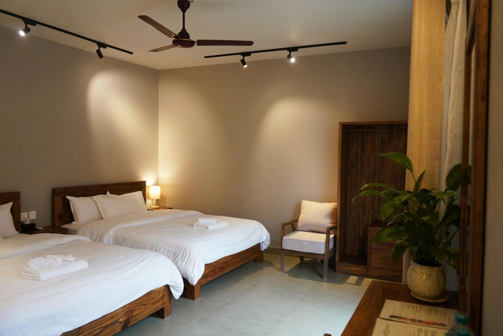 Hotel Blossom Pokhara Ngoại thất bức ảnh